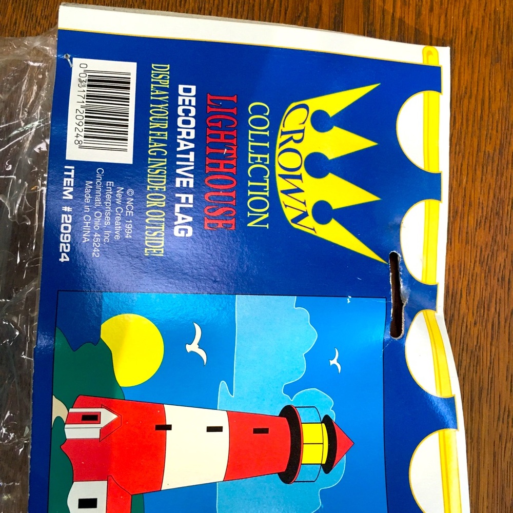 Lighthouse Decorative Flag -large 34x50/ still in Pkg, never open. Red and white